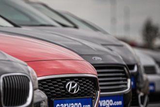 Za prepis aut a mozete zaplatit 33 ale aj 1000 eur Rozhoduje jedna vec Peniaze Uzitocna pravda
