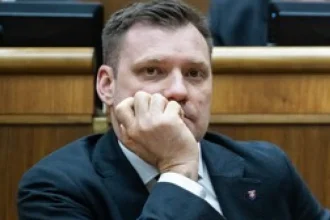 Gašpar pripustil reformu prokuratúry a odchod Tarabu, Korčok hovorí o pokrytectve