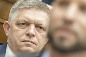 Konflikty v parlamente nie sú len šou, vysvetľuje sociologička