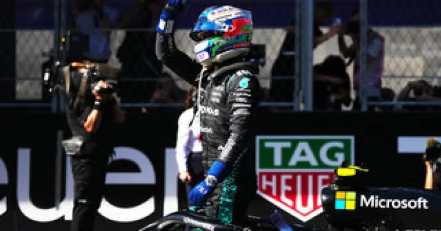 Pilot F1 čelí najlepším, v autoškole mu vyčítali mŕtve uhly. Nemá vodičák