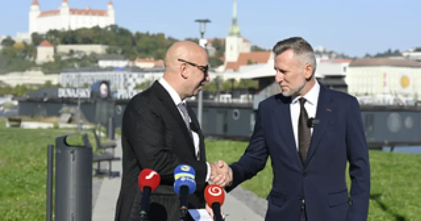 Spojenie v boji o Bratislavu. Lenč: Winklerovo odstúpenie môže mať dva protichodné efekty