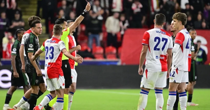 Trpký večer v Prahe. Červená po 50 sekundách. Slavia čaká na výhru 19 rokov