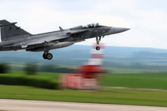 České gripeny vzlietli proti ruskej hrozbe. Pilot opísal chvíle s prstom na spúšti