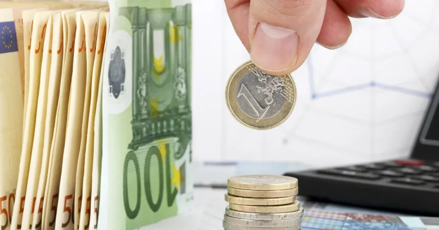 Dlh Slovenska vyskočil na 84 miliárd eur, deficit štátu sa prehĺbil