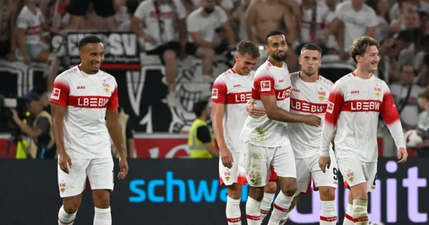 Dortmund zaskočil Bayern v závere šlágra, Stuttgart zdolal Leverkusen aj bez Sauera