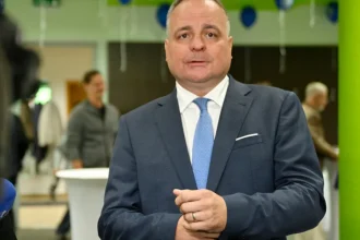 Droba: Nie som politik, ktorý chce byť obľúbený. Hovorí o plánoch v kraji aj o kritike