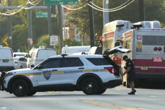 Hádka sa skončila streľbou: Na Floride sa zranilo 12 ľudí vrátane detí