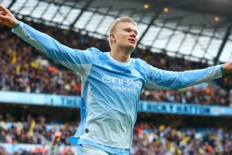 Hororová zrážka v Anglicku: Brankára Chelsea odviezli na nosidlách