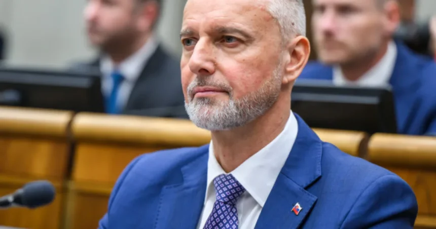 Jurinová je jediná žena medzi županmi. Po víťazstve povedala, čo kraj trápi