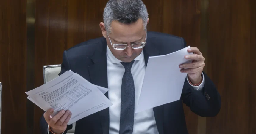 Kamenickému vystrelilo pero, opozícia kritizuje rating a rast dlhu