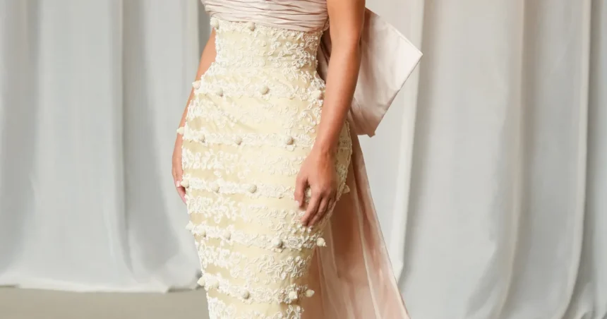 Kim Kardashian v archívnej róbe, Taylor Swift ako víla. Hviezdy gala v 18 róbach