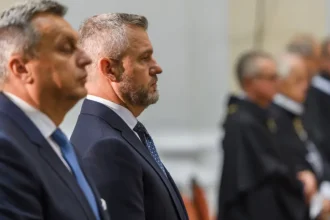 Kuffa by nebol jediný obvinený vo funkcii, v pozadí je spor s Dankom