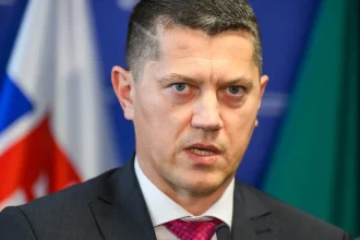 Kuffove personálne zmeny idú pred súd. Exriaditelia chcú preveriť jeho postup