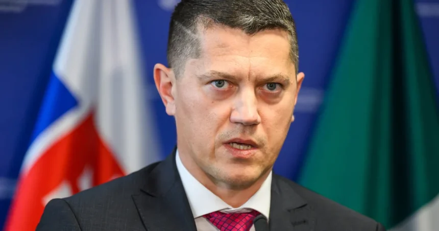 Kuffove personálne zmeny idú pred súd. Exriaditelia chcú preveriť jeho postup