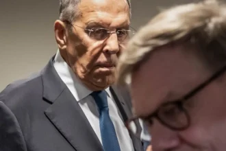 Lavrov v Iráne: Moskva a tajné rokovania o vojne