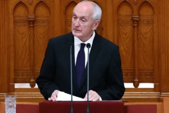 Maďarský otras: Vyšetrovatelia zadržali jedného z najmocnejších mužov financií