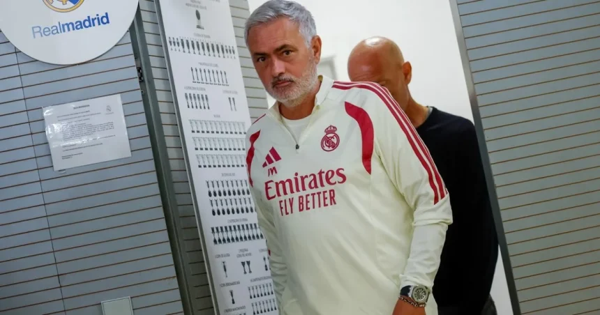 Mourinho radí Viníciusovi radikálny krok pred El Clásicom