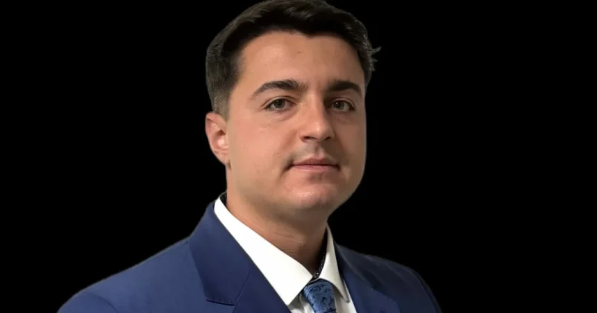Najmladší slovenský starosta má 25 rokov a s dedinou veľké plány