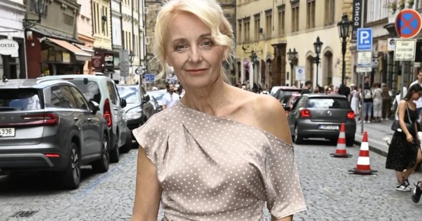 Naozaj má 65 rokov? Veronika Žilková ukázala odvážny záber v čipke a podprsenke