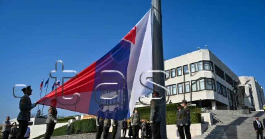 Od budúceho roka pribudne na Slovensku nový sviatok – Deň štátnej vlajky SR