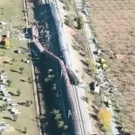Počet obetí zrážky vlakov v Španielsku rastie. Za nešťastie môžu počítače aj ľudia