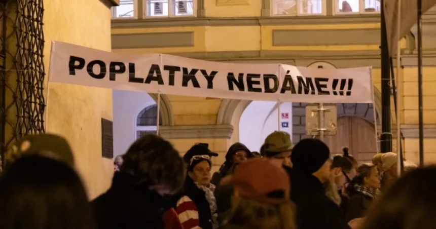 Protesty v Prahe: Babišova vláda čelí odporu pre zmeny v médiách