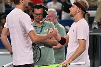 Šanghajské prekvapenie: Zverev aj Medvedev vypadli, vo finále nečakaný hrdina