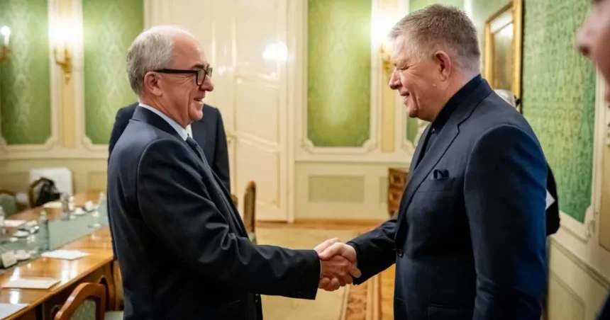 Šéf CERN-u: Fico sníva o jadrovej veľmoci, Pellegrini o vedcoch