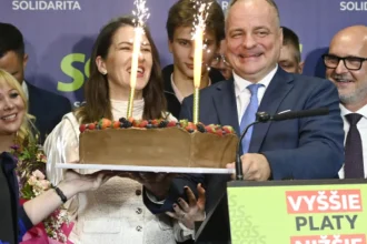 Šimečka: Porvažníkov „silný výsledok“ v Košiciach je mostík pre voľby