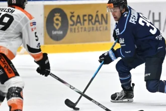 Slovan zdolal Michalovce za 26 minút, Janus s nulou. Poprad si udržal pozíciu lídra