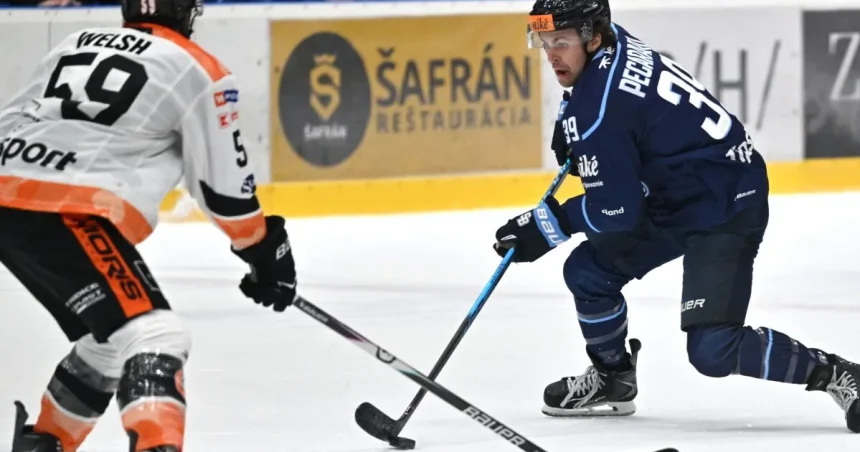 Slovan zdolal Michalovce za 26 minút, Janus s nulou. Poprad si udržal pozíciu lídra