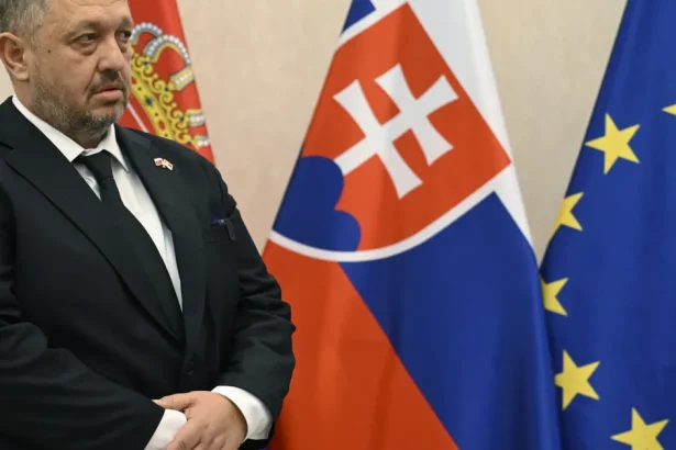 Srbská volebná kauza so slovenskou stopou. Prokuratúra preveruje veľvyslanca