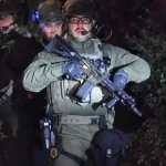 Streľba v obchode s halloweenskymi kostýmami v USA: jeden mŕtvy a šesť zranených