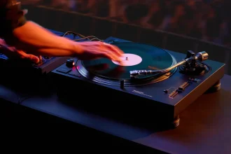 Technics modernizuje legendárny gramofón, lepšie zvládne vibrácie aj zmeny tempa