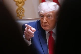Trump tlačí na Bagdad, aby zavrel hranice s Iránom