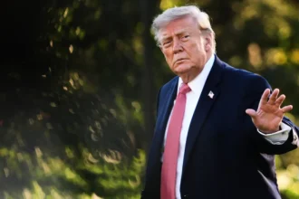 Trump tvrdí voči Ukrajine, jeho vyslanec ide k Putinovi. Čo sa chystá?