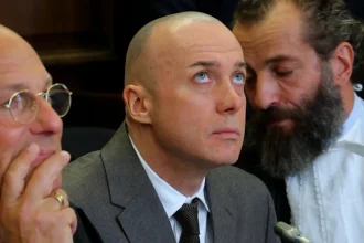Ukrajinec obvinený z výbuchu Nord Streamu stojí pred súdom, proces sprevádzajú protesty