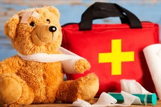 Vedeli by ste zachrániť život bábätku? Prvá pomoc pri dieťati sa líši od dospelej osoby