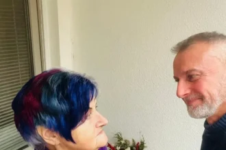 VIDEO: Divoký účes mamy Richarda Rašiho vyvolal zvedavosť. Prezradili, čo je za tým