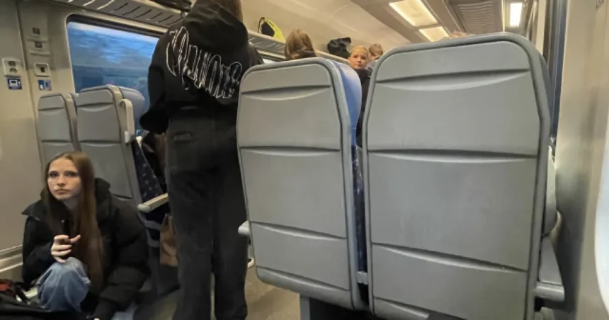 Vlaky z bratislavskej Hlavnej stanice meškajú desiatky minút