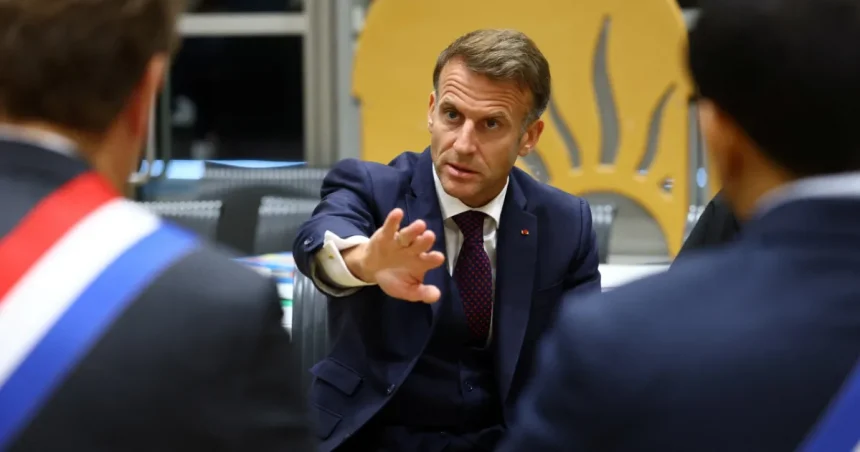 Zlomový moment pre Francúzsko. Macron po streľbe ostro odsúdil rasistický terorizmus