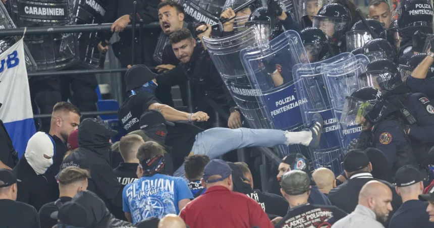 Zosypali sme sa, priznal Pokorný. Čo povedali belasí na debakel a potýčku fanúšikov?